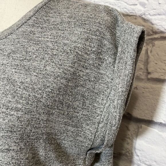 GAP Oversized Sleeveless Scoop Neck Top Size Small - Picture 4 of 11